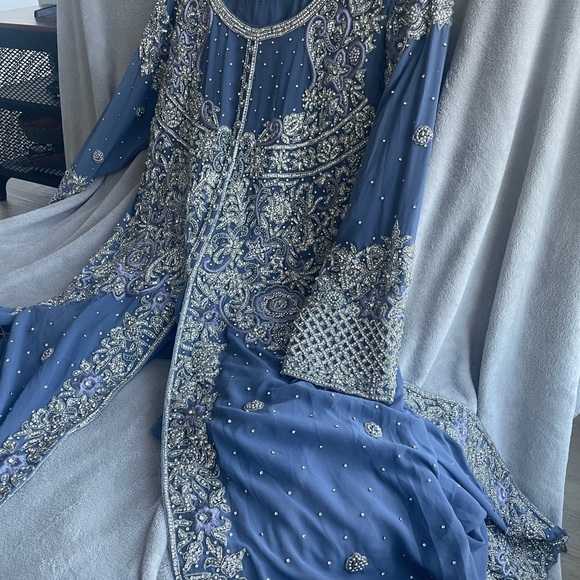 Bridal Pakistani/ Indian Gown - Picture 11 of 11